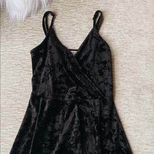 🖤BLACK VELVET DRESS
